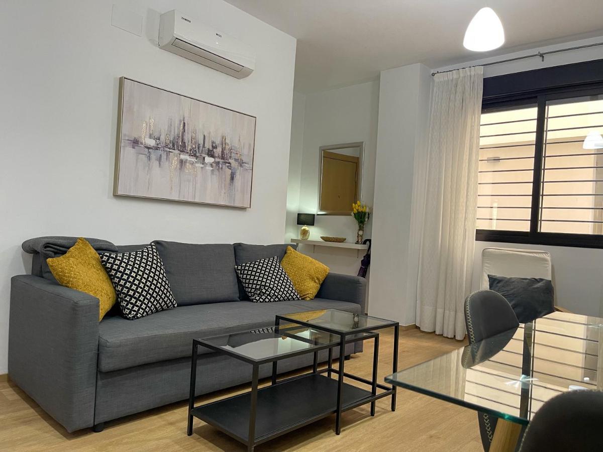 Quiet Apartment In The Heart Of Malaga Pool & Free Parking Exteriör bild