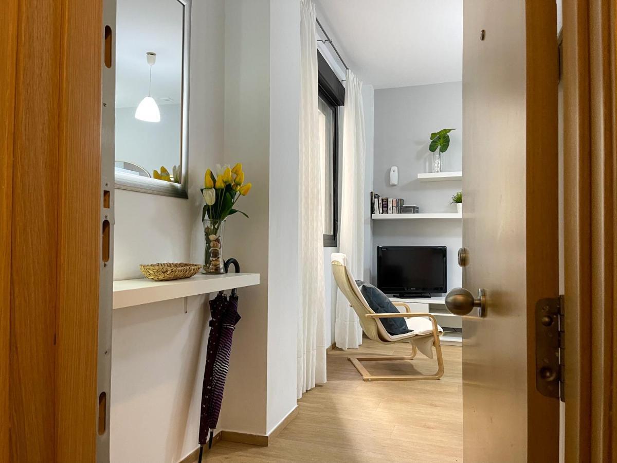 Quiet Apartment In The Heart Of Malaga Pool & Free Parking Exteriör bild