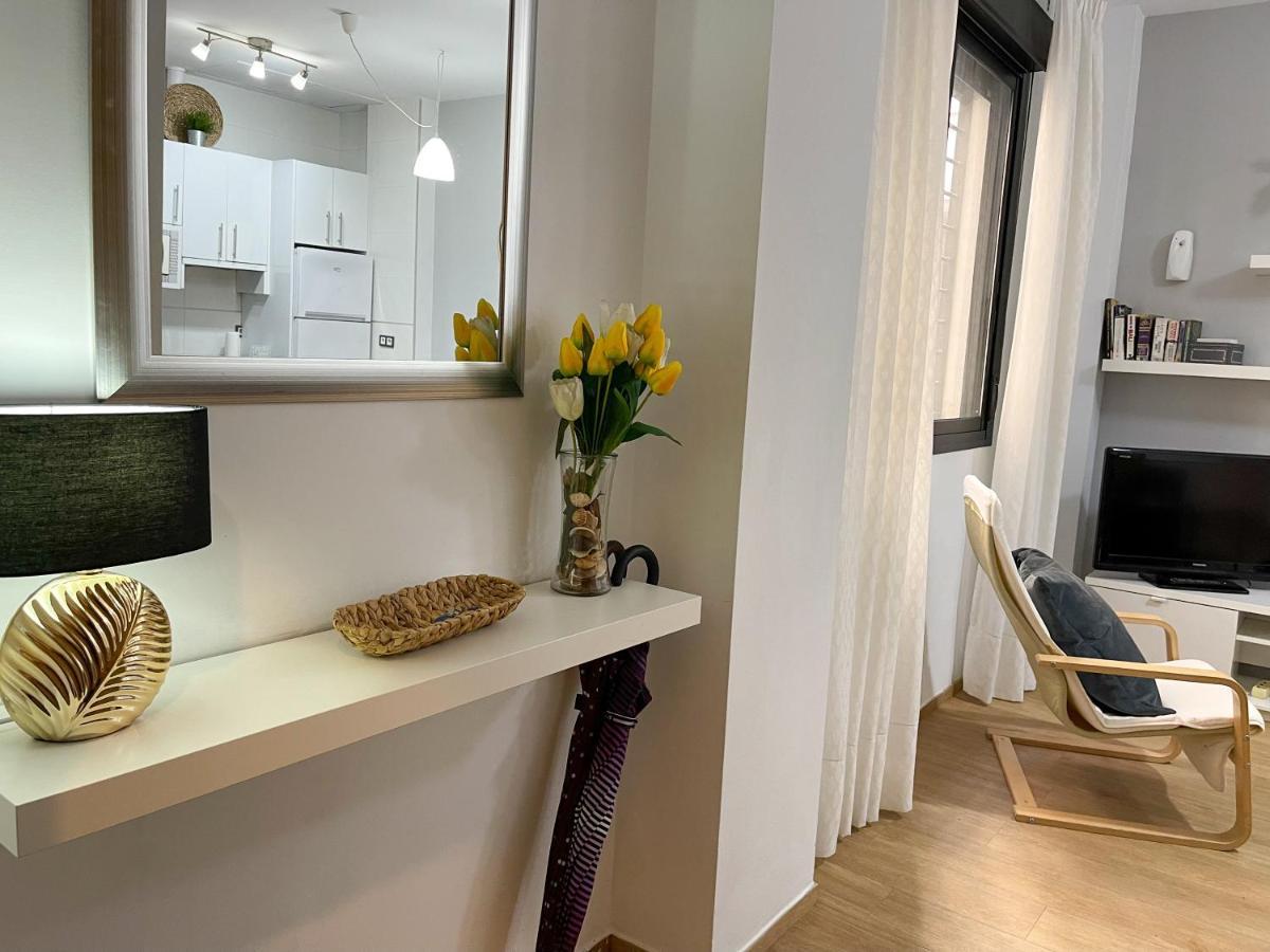 Quiet Apartment In The Heart Of Malaga Pool & Free Parking Exteriör bild