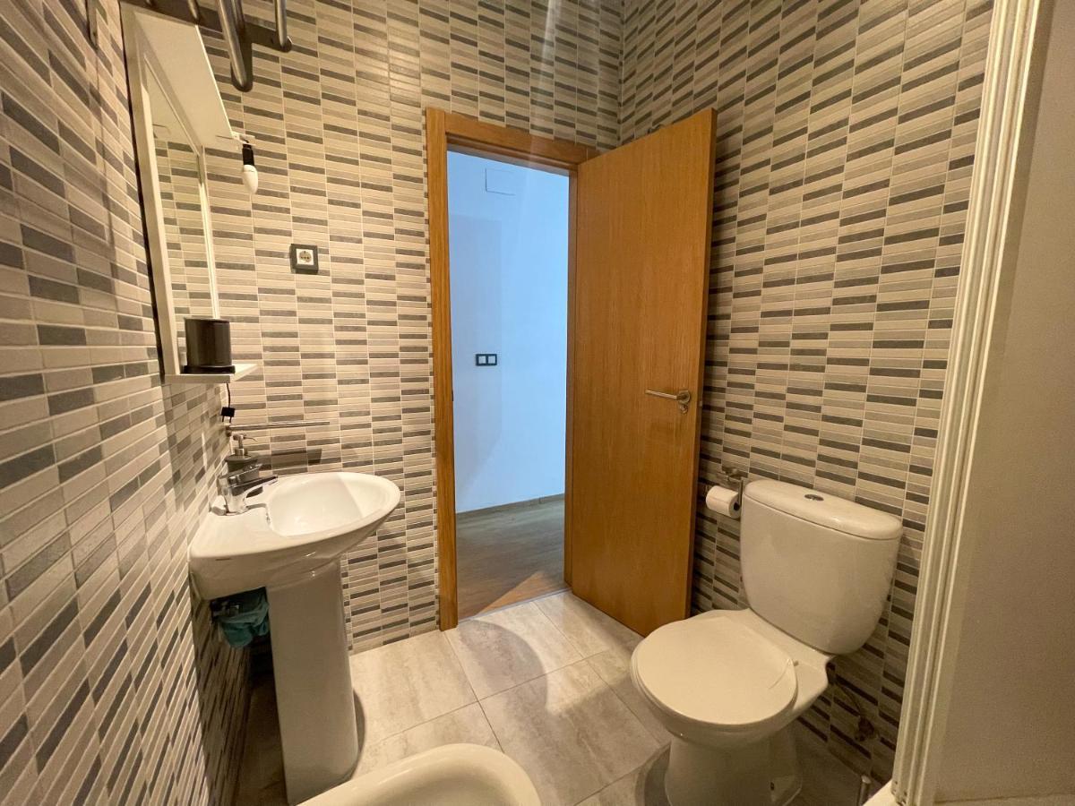 Quiet Apartment In The Heart Of Malaga Pool & Free Parking Exteriör bild
